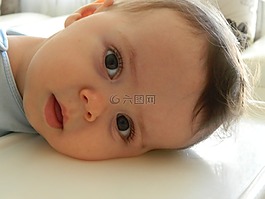 嬰兒,巴莫曲,笑