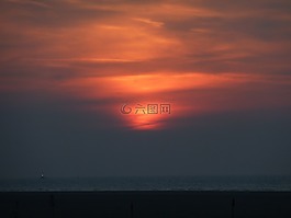 湖,海,太陽