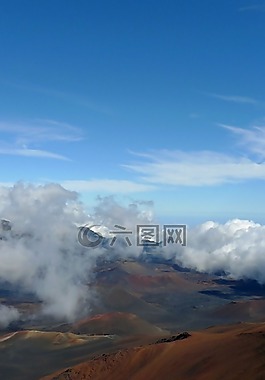 山,多云,高峰
