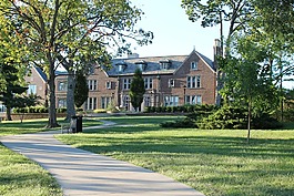 bloch 管理學院,建設(shè),學校