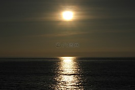 黃昏,黎明,海