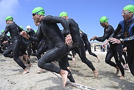 運動員,鐵人三項,比賽