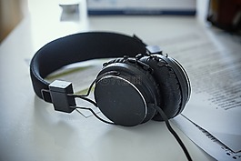 頭戴式耳機(jī),擊敗,低音