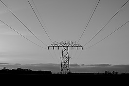 電力,極點,主塔