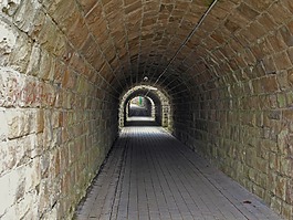 隧道,離,通過