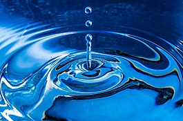 水,一滴水,宏