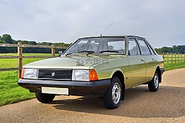 那輛舊車,車,老