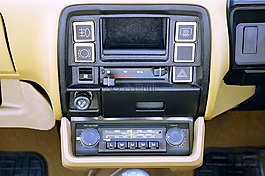 那輛舊車,車,老