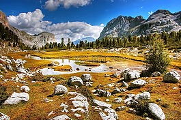白云巖,山,河