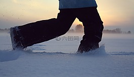 走,雪,腳