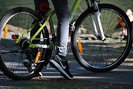 自行車(chē)運(yùn)動(dòng)員,成熟,輪輻
