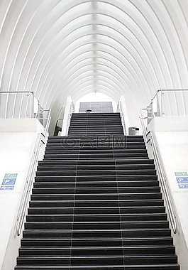 gare de 列日,架構(gòu),樓梯