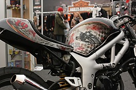 摩托車,坦克,噴槍