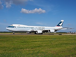 波音 747,國泰太平洋,噴氣客機
