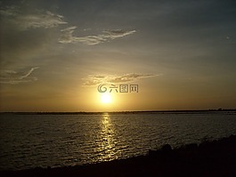 太陽(yáng),黃色,夕陽(yáng)