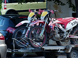 摩托車越野賽,摩托車,成熟
