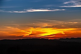 日落,落山的太陽(yáng),傍晚的天空