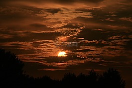 東,太陽(yáng),天空