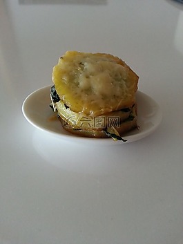 塔帕,开胃酒,饮食