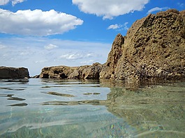 海,巖,云