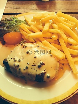 胡椒牛排,法语,沙拉