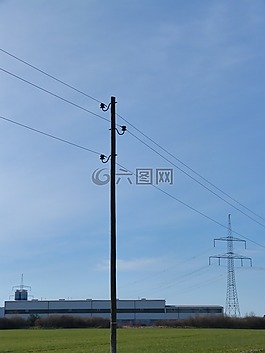 當(dāng)前,strommast,電源線