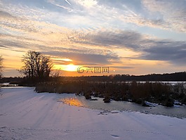 日落,湖雪,云