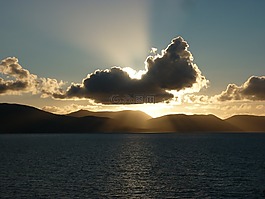 云,太陽(yáng),心情