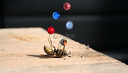 蜜蜂,黃蜂,超級巨星