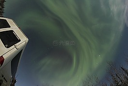 極光,貨車,夜