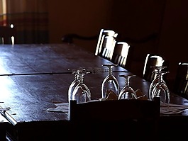 酒杯,眼鏡,表