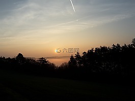 日出,性質(zhì),太陽