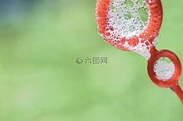 肥皂泡沫,紅色,綠色