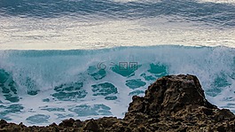 波,砸,巖質(zhì)海岸