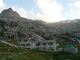 棚屋,山上的小屋,refugio de la renclusa