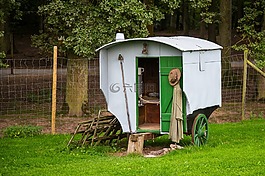 · 舍費(fèi)爾,大篷車,棚屋