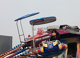 旋轉(zhuǎn)木馬,年市場(chǎng),民俗節(jié)日
