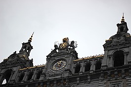 灰色的天空,體系結(jié)構(gòu),旅游小鎮(zhèn)