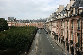 廣場孚日,外墻,巴黎