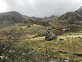 摩爾人,山,云