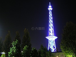 广播发射塔,柏林,夜