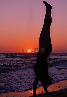 手剪影婦女地位,日落沙灘海景,景觀