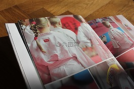 書,運(yùn)動(dòng),發(fā)布