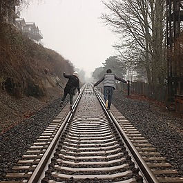 人,火車鐵軌,鐵路