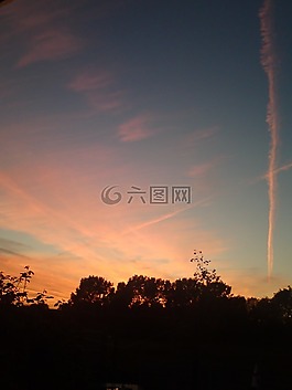 粉红色,蓝色,天空