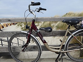 自行車(chē),沙灘椅,波羅的海