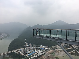 丹陽,天橋,萬歲