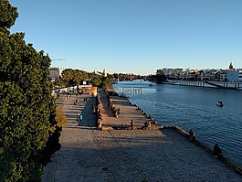 塞維利亞,瓜達(dá)爾基維爾,河