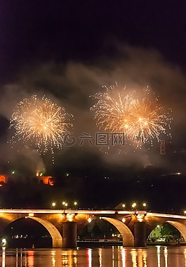 海得爾堡,橋,內(nèi)