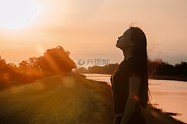 女孩,反向太陽,傷心